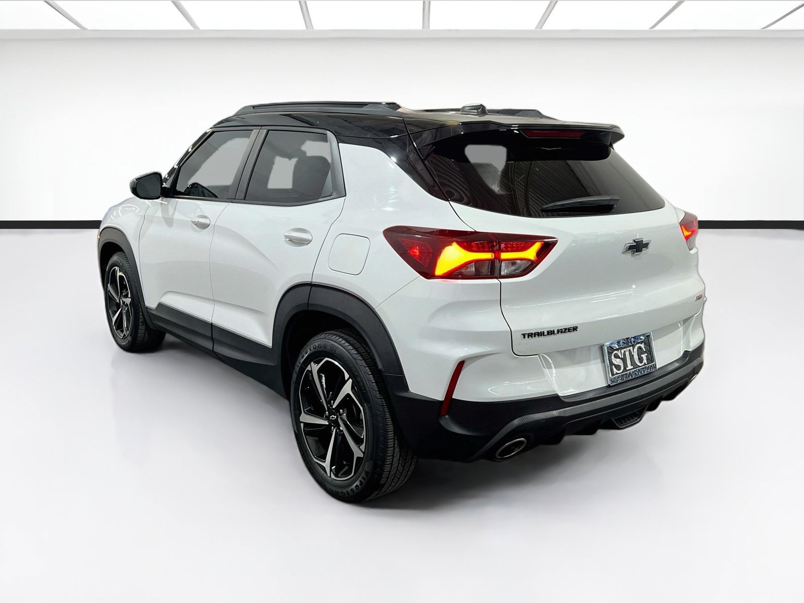 Used 2022 Chevrolet TrailBlazer RS FWD image 6