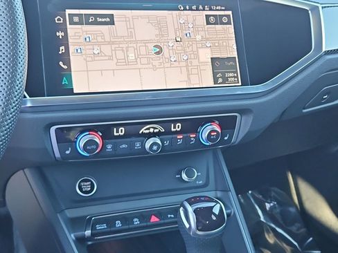 Certified 2025 Audi Q3 2.0T Premium Plus w/ Premium Plus Package image 15