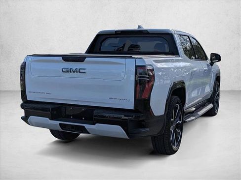 Used 2025 GMC Sierra EV Denali image 5