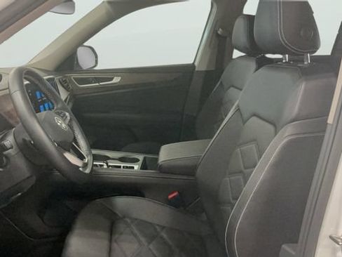 Used 2026 Volkswagen Atlas SE AWD/4WD image 30