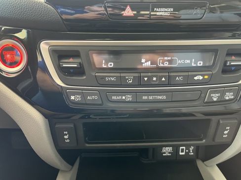 Used 2018 Honda Ridgeline RTL-E image 17
