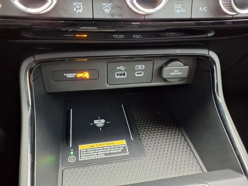 Used 2024 Honda CR-V EX-L image 8