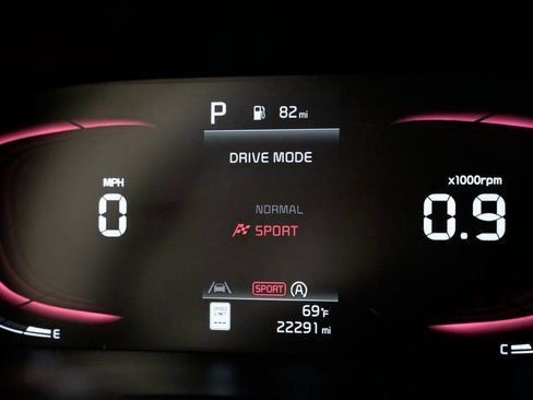 Used 2023 Kia Soul LX image 13