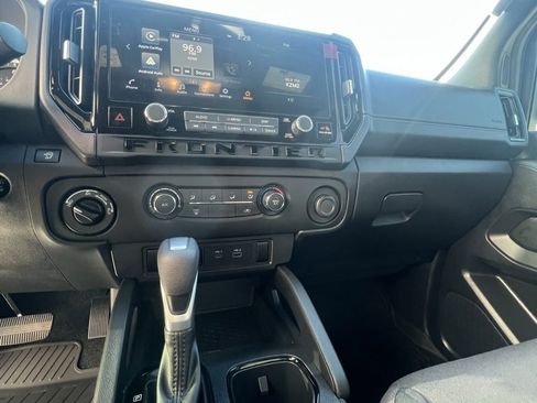 Used 2026 Nissan Frontier SV w/ Tow Package image 14