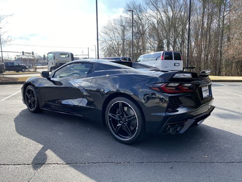 Used 2024 Chevrolet Corvette Stingray Convertible w/ Z51 Performance Package image 7