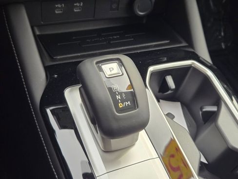 New 2026 Mitsubishi Outlander SE image 22