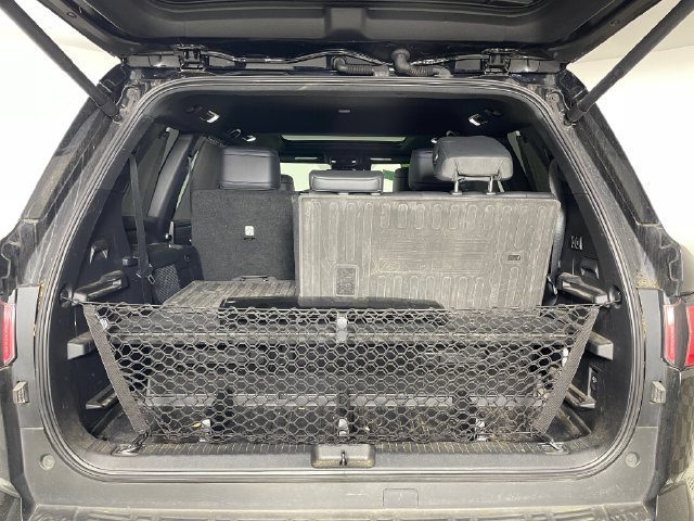 Used 2023 Toyota Sequoia Platinum AWD/4WD image 13