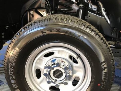 New 2026 Ford F250 XL w/ XL Chrome Package AWD/4WD image 10