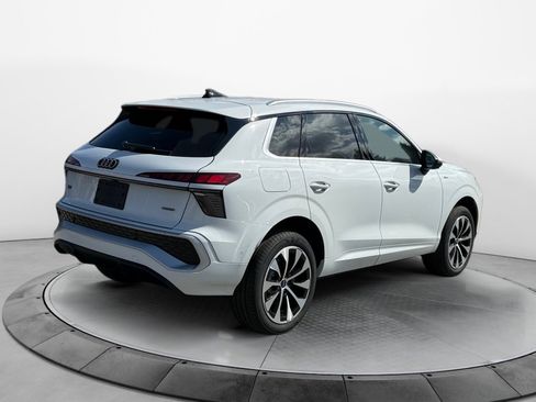 New 2026 Audi Q3 quattro 2.0T image 7