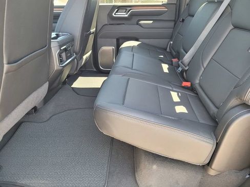 New 2026 GMC Sierra 2500 Denali w/ Denali Reserve Package AWD/4WD image 11
