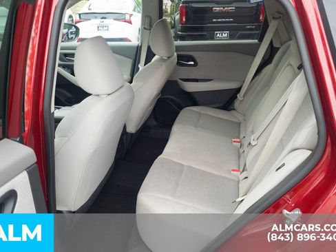 Used 2023 Nissan Rogue SV FWD image 17