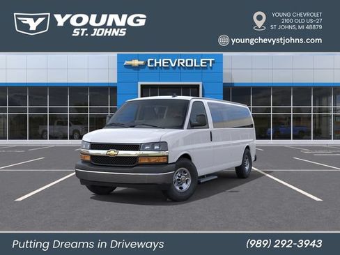 New 2026 Chevrolet Express 3500 LT w/ LT Preferred Equipment Group RWD image 8