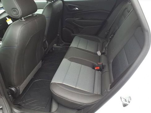 New 2026 Chevrolet Trax LT w/ Driver Confidence Package FWD image 5