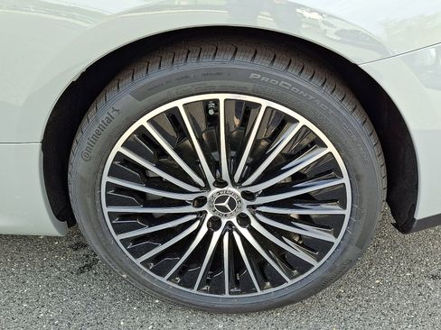 New 2026 Mercedes-Benz CLE 300 4MATIC Coupe image 5