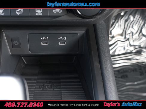 New 2026 Nissan Kicks SV w/ SV Premium Package AWD/4WD image 17