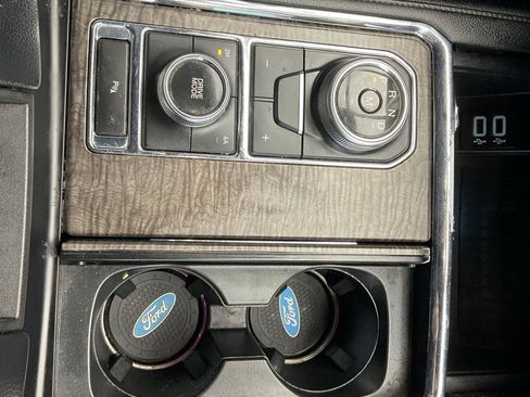 Used 2018 Ford Expedition Max Limited AWD/4WD image 11