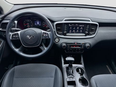 Used 2020 Kia Sorento S FWD image 14