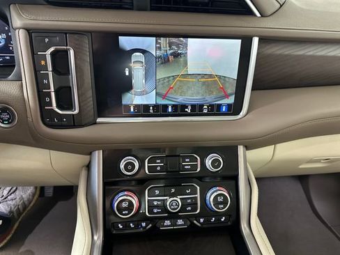 Used 2024 GMC Yukon Denali AWD/4WD image 22