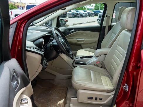 Used 2016 Ford C-MAX Energi SEL w/ Equipment Group 302A FWD image 9