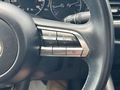 Used 2019 MAZDA MAZDA3 Sedan w/ Preferred Package FWD image 38