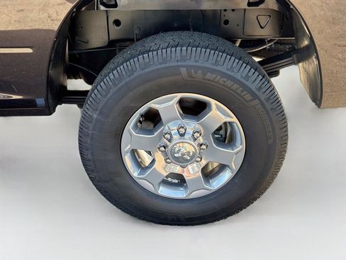 Used 2017 RAM 3500 Big Horn AWD/4WD image 31