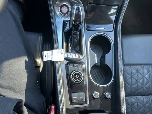 Used 2016 Nissan Maxima Platinum image 13