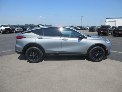 Used 2025 Buick Envista Sport Touring FWD image 5