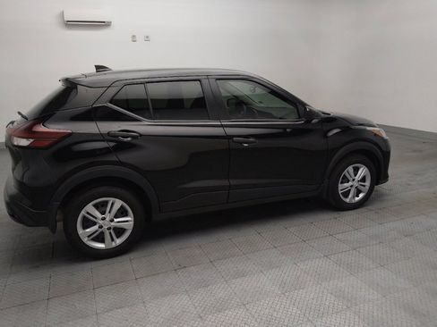 Used 2024 Nissan Kicks S FWD image 10