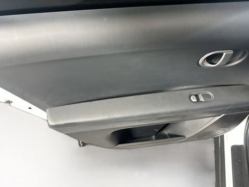 Used 2024 Hyundai Ioniq 5 SEL image 25