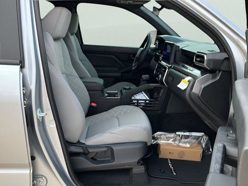 New 2026 Toyota Tacoma SR5 image 13