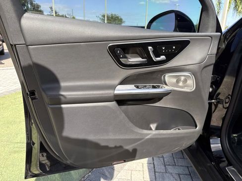 Certified 2026 Mercedes-Benz GLC 300 4MATIC image 17