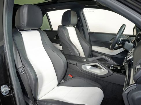 Certified 2024 Mercedes-Benz GLE 450e 4MATIC image 16