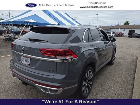 Used 2023 Volkswagen Atlas Cross Sport SEL Premium R-Line AWD/4WD image 4
