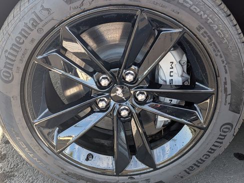 Used 2025 Ford Mustang GT image 13