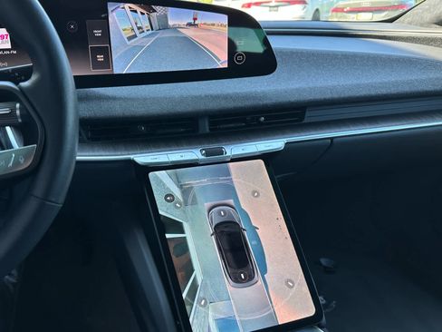 Used 2024 Lucid Air Touring AWD/4WD image 26