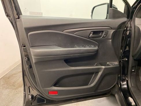 Certified 2023 Honda Passport EX-L image 16