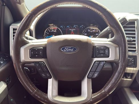 Used 2017 Ford F250 King Ranch w/ King Ranch Ultimate Package AWD/4WD image 14