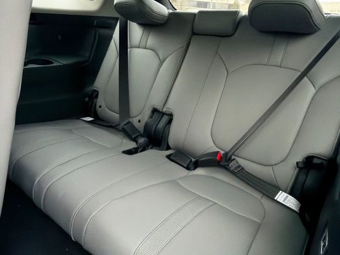 New 2025 Honda Pilot Touring image 17