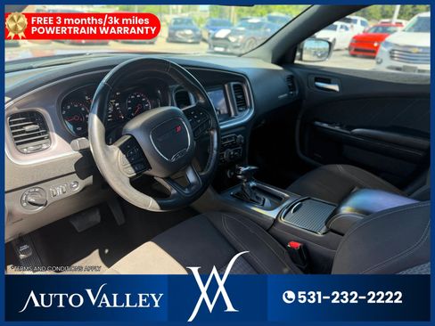Used 2020 Dodge Charger SXT w/ Blacktop Package RWD image 13