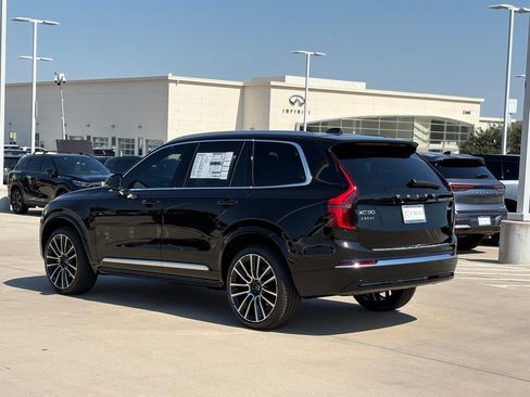 New 2026 Volvo XC90 B6 Plus w/ Protection Package Premier image 4