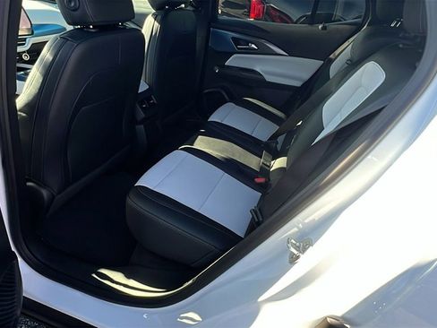 New 2026 Chevrolet Equinox EV LT image 17