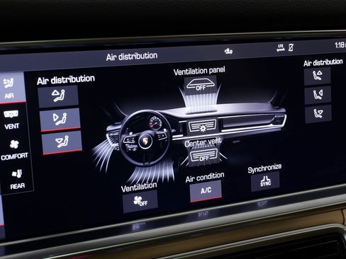 Used 2021 Porsche Panamera 4 image 54