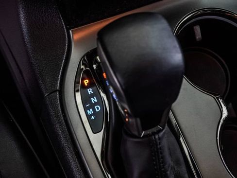 Used 2019 Jeep Grand Cherokee High Altitude AWD/4WD image 22