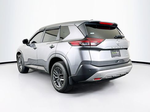 Used 2023 Nissan Rogue S image 5