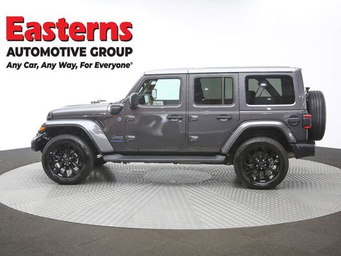 Used 2025 Jeep Wrangler Unlimited Sahara AWD/4WD image 56