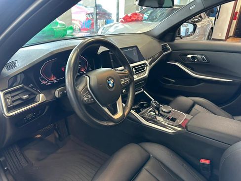 Used 2020 BMW 330i Sedan w/ Convenience Package image 28