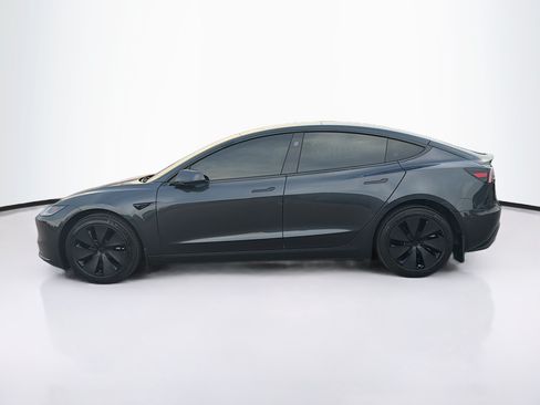 Used 2025 Tesla Model 3 Long Range AWD/4WD image 4