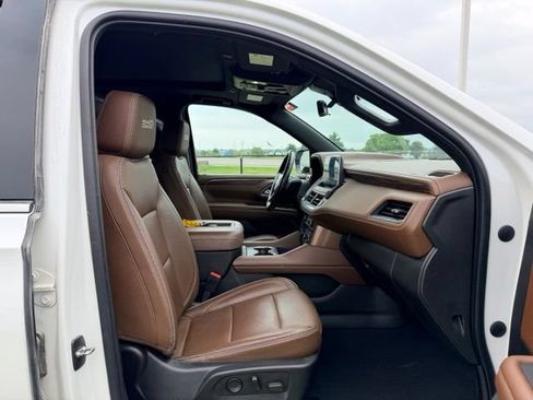 Certified 2021 Chevrolet Tahoe High Country AWD/4WD image 11