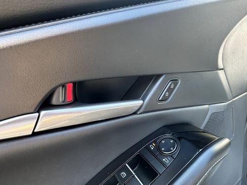 New 2025 MAZDA CX-30 AWD 2.5 S w/ Select Sport Pkg image 17