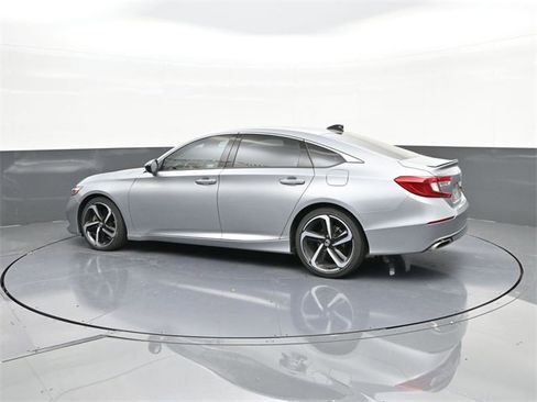Used 2022 Honda Accord Sport image 5